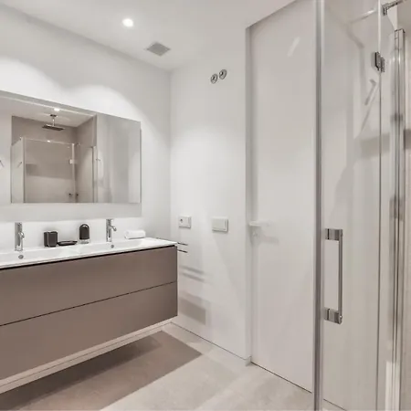 Infinity 1-6 Luxe Sea View 2b Feriehus